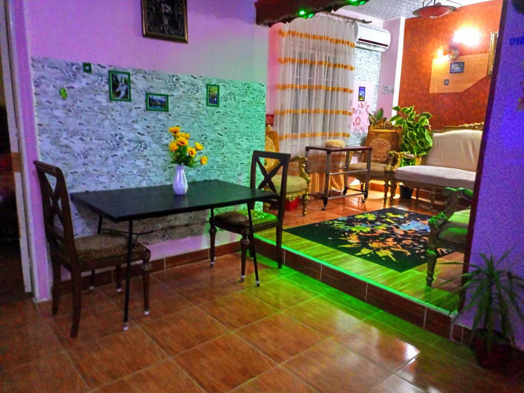 Appartement Fayrouzat Almndra Near The Sea With Garden View à Alexandrie Extérieur photo
